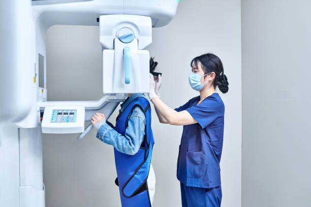 Best Emergency Tooth Extraction in Barbourmeade, KY